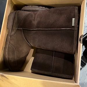 Bearpaw brown boots size 8 women